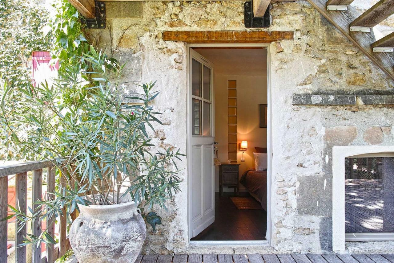 Bed and Breakfast Le Moulin De Picaud Grans Exteriér fotografie